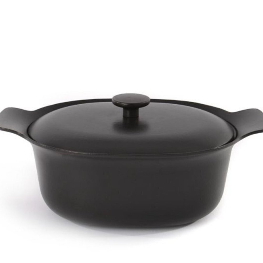 BERGHOFF INTERNATIONAL Black Ron Cast Iron 5.5 Quart Covered Casserole